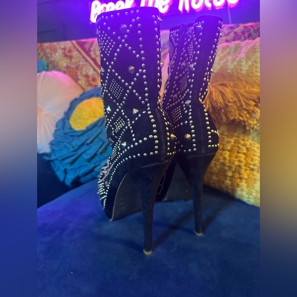 Black & Gold Platform booties sz 9 - Picture 7 of 7